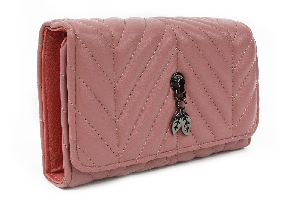 Tmavo ružová klopnová dámska peňaženka s kovovou ozdobou Tarquinia