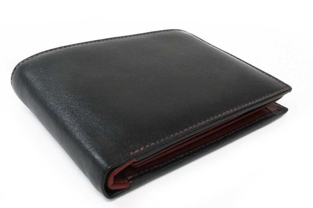 Čiernohnedá pánska kožená peňaženka s vnútornou zápinkou Malachi