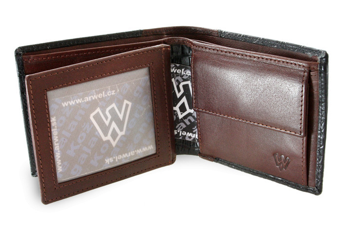 Černá kožená elegantní peněženka v designu croco Fedosia