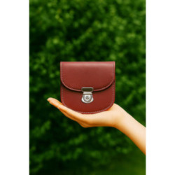 Vínovo červená dámska kožená peňaženka so zámočkom Clarienss