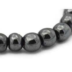 Tmavo strieborný dámsky náramok z minerálov Hematit