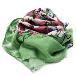 Zelená dámska elegantná šatka s motívom kvetov Aubrey