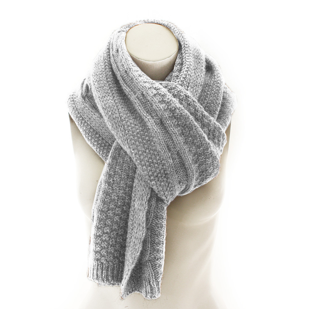 Svetlosivý dámsky pletený šál Thais