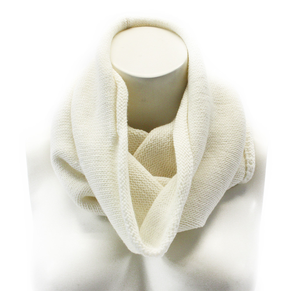 Smotanový dámsky pletený nákrčník Girard