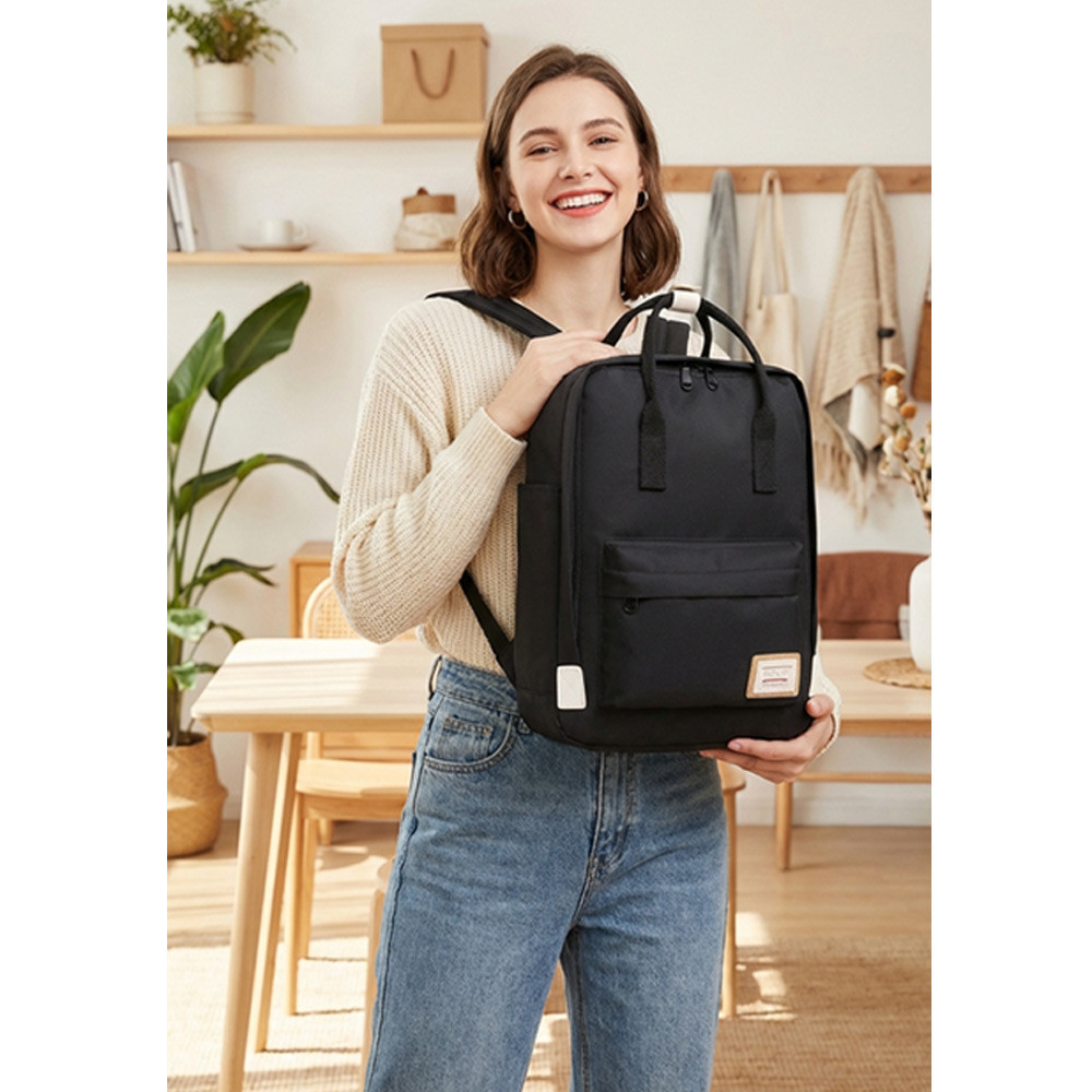 Černý elegantní nepromokavý batoh na notebook Herve