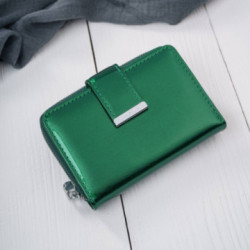 Zelená dámska lakovaná kožená peňaženka Dorothy
