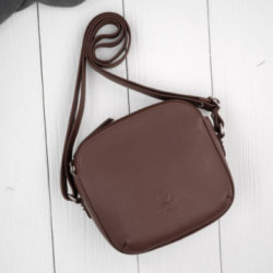 Tmavo hnedá dámska kožená crossbody kabelka Ashley