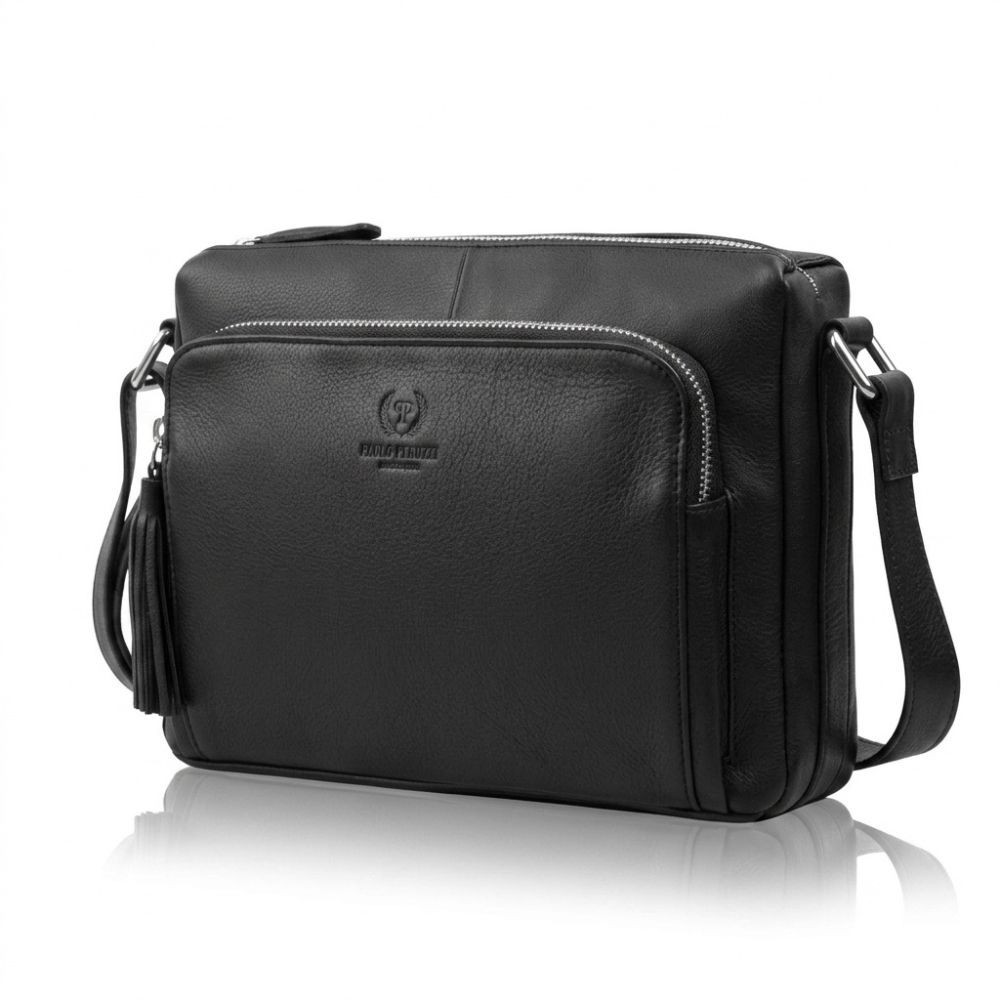 Čierna dámska kožená crossbody kabelka so strieborným kovaním Jacomina
