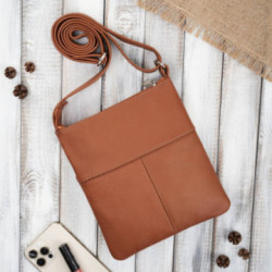 Svetlo hnedá dámska kožená taška cez rameno - crossbody Virelle
