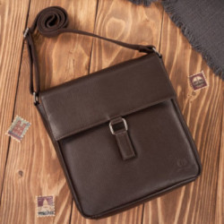 Tmavo hnedá dámska kožená crossbody kabelka s chlopňou Zuleika