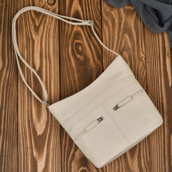 Smotanová dámska kožená crossbody kabelka Almira