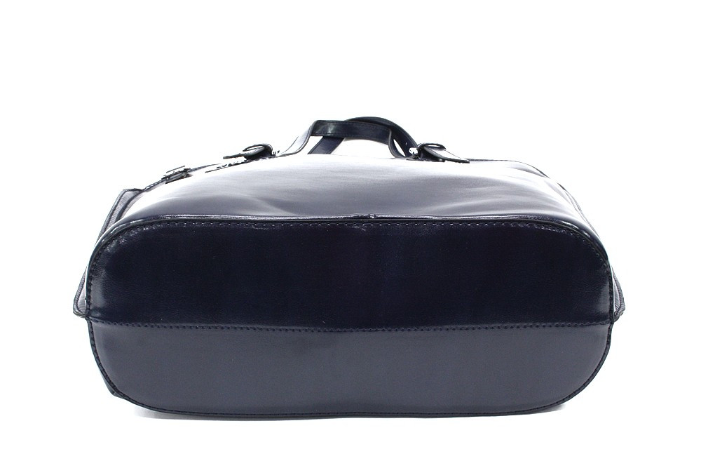 Tmavě modrá dámská elegantní kabelka Adalicia